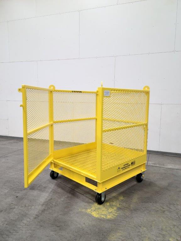 Material Hoisting Platform with Forklift Access and Casters