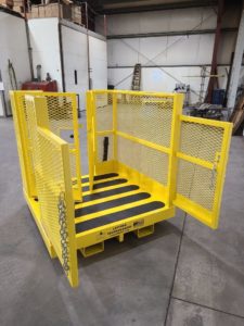 Forklift Manbasket open doors